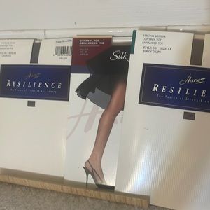 3 packages Hanes pantyhose Resilience Silk Reflections Size AB graphite taupe
